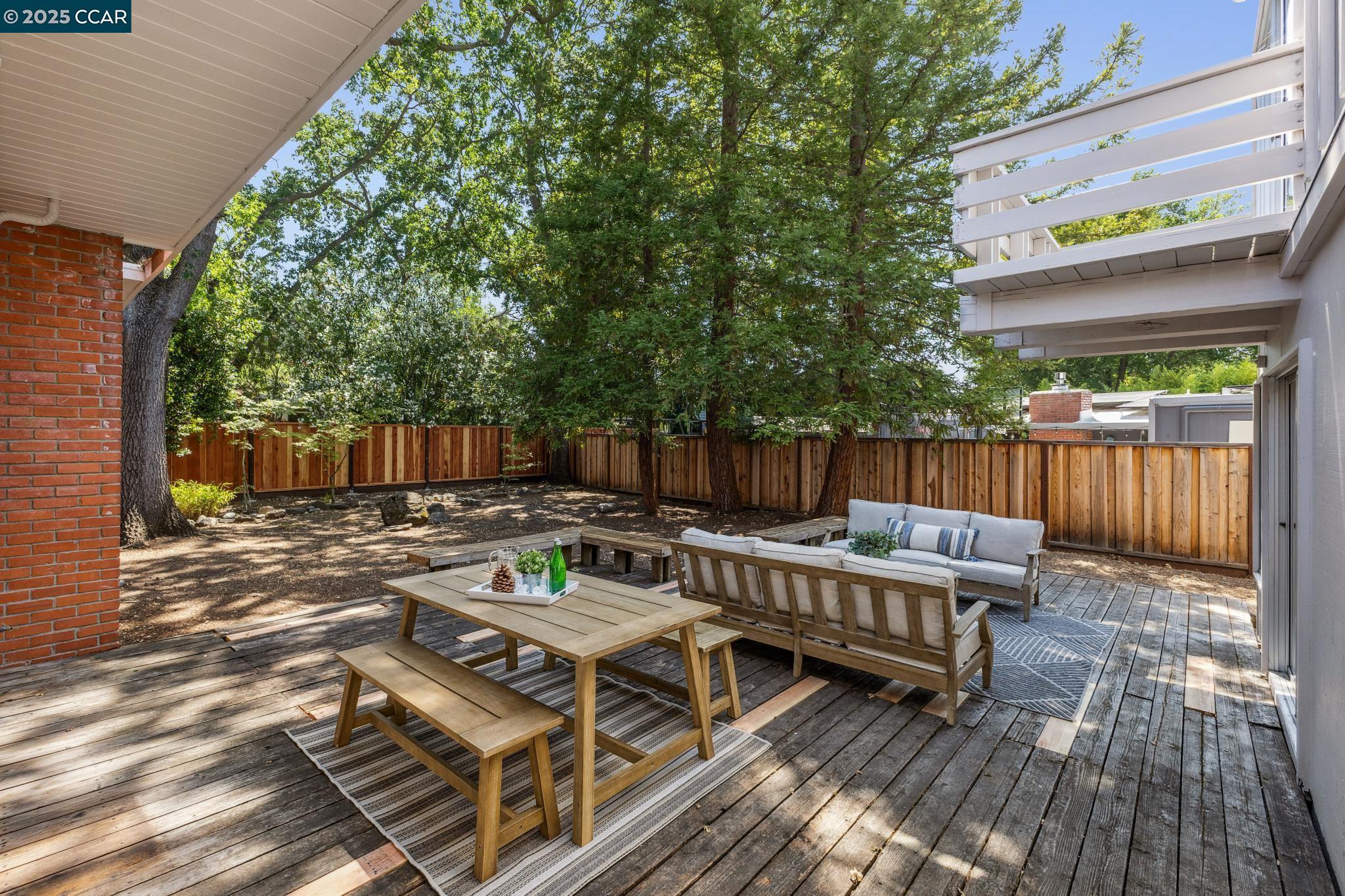 243 Santa Fe Dr