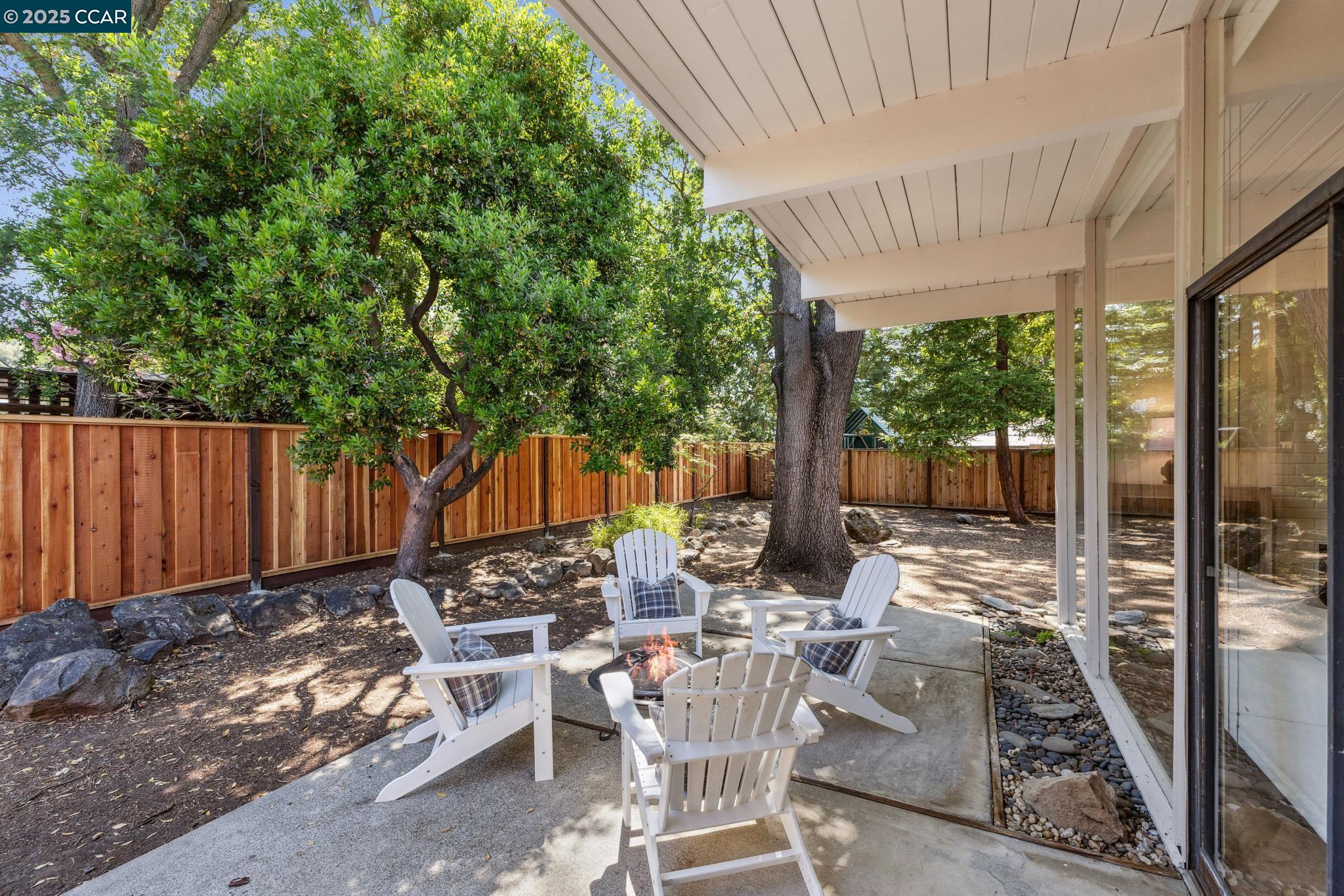 243 Santa Fe Dr