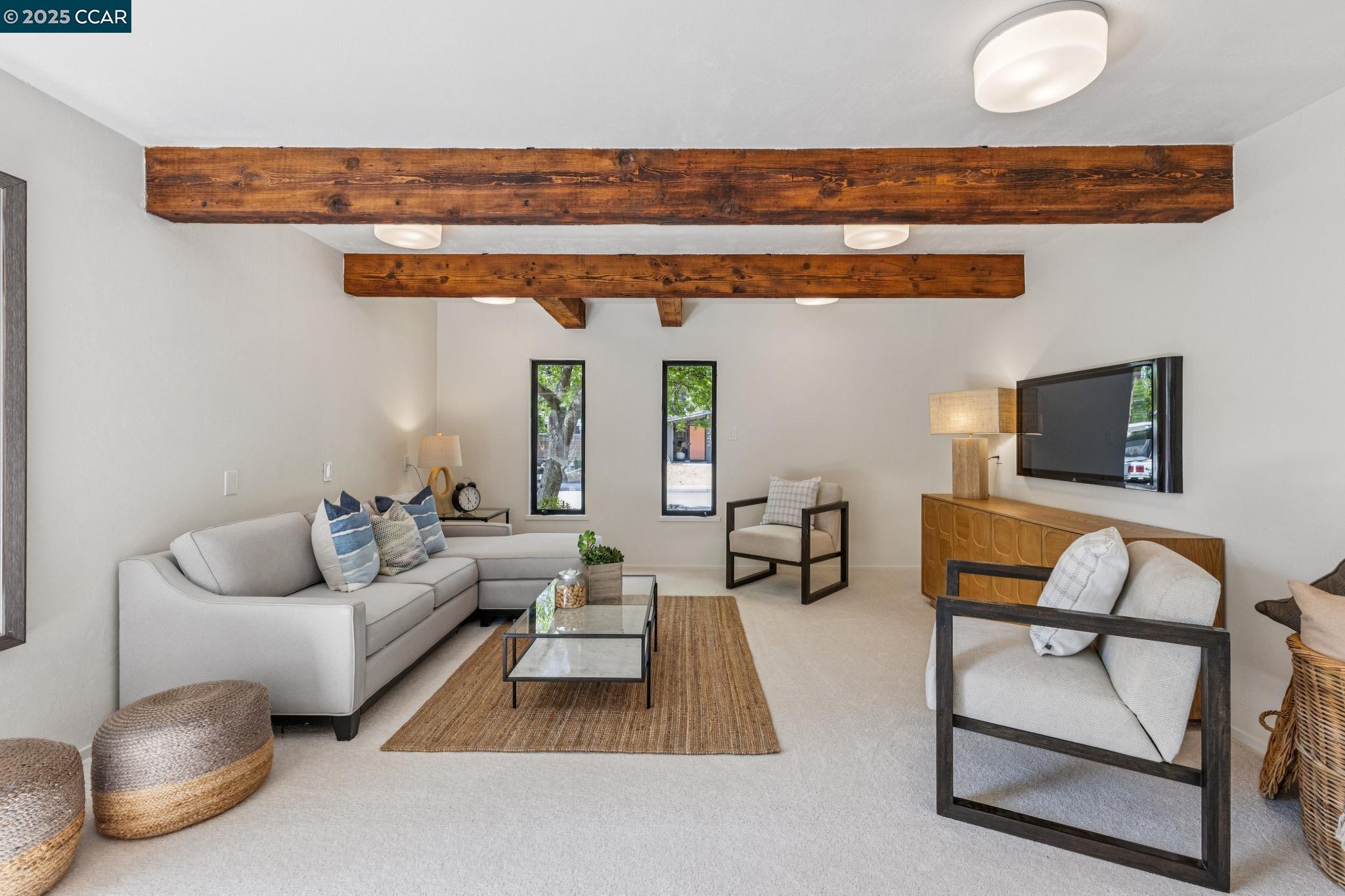 243 Santa Fe Dr
