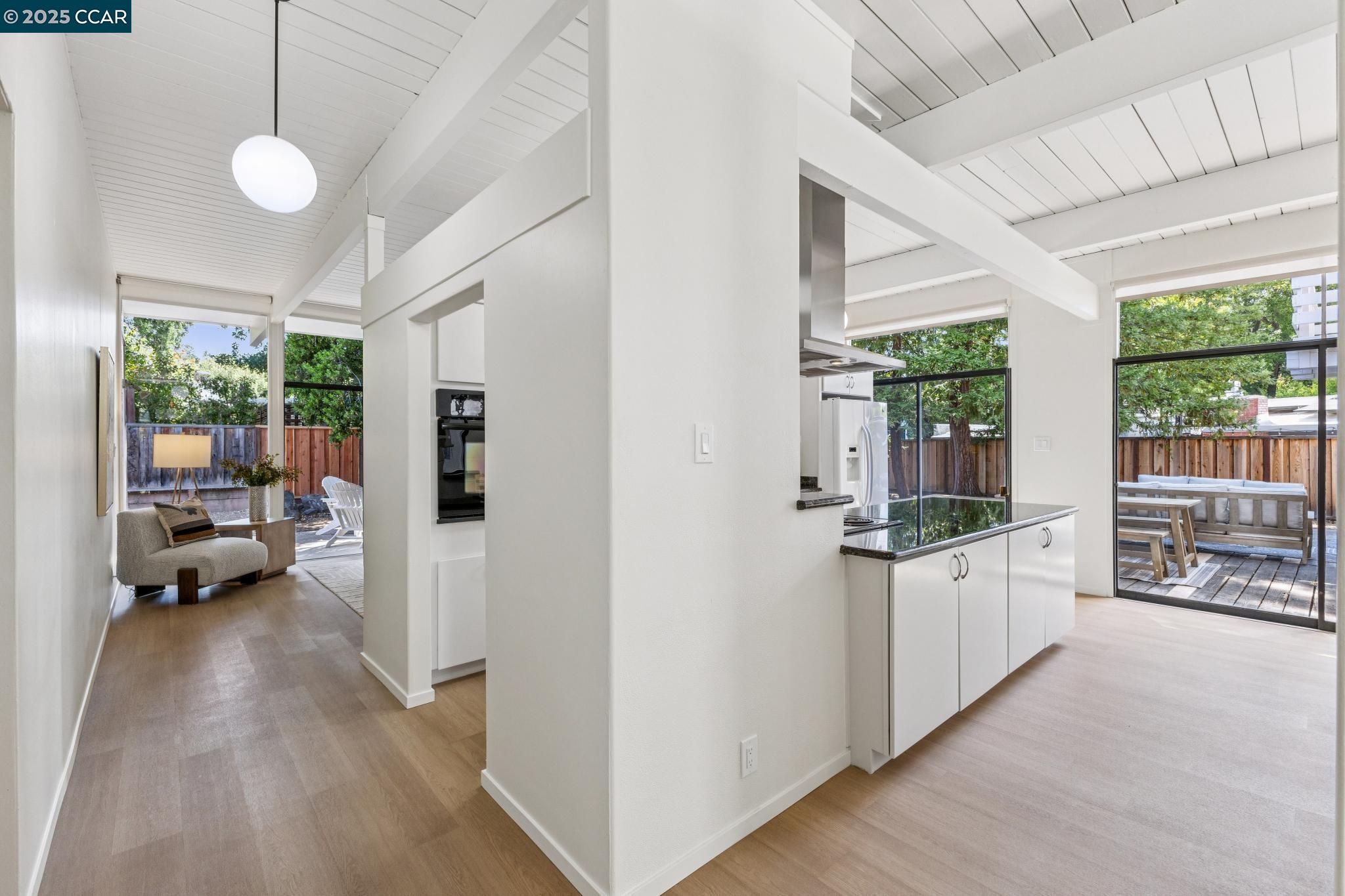243 Santa Fe Dr