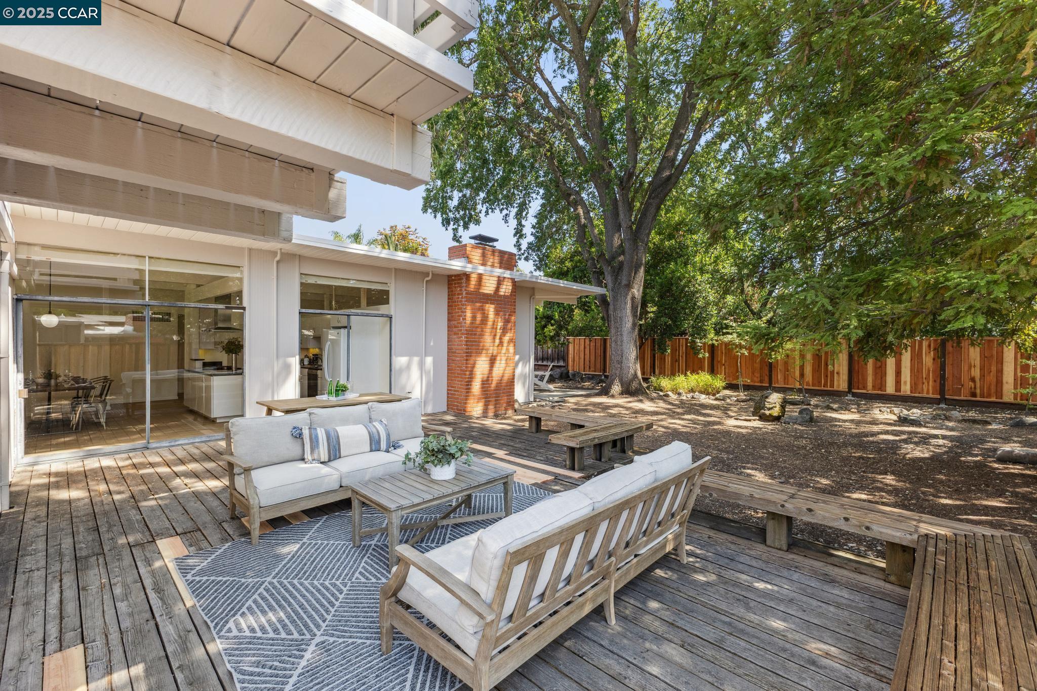 243 Santa Fe Dr