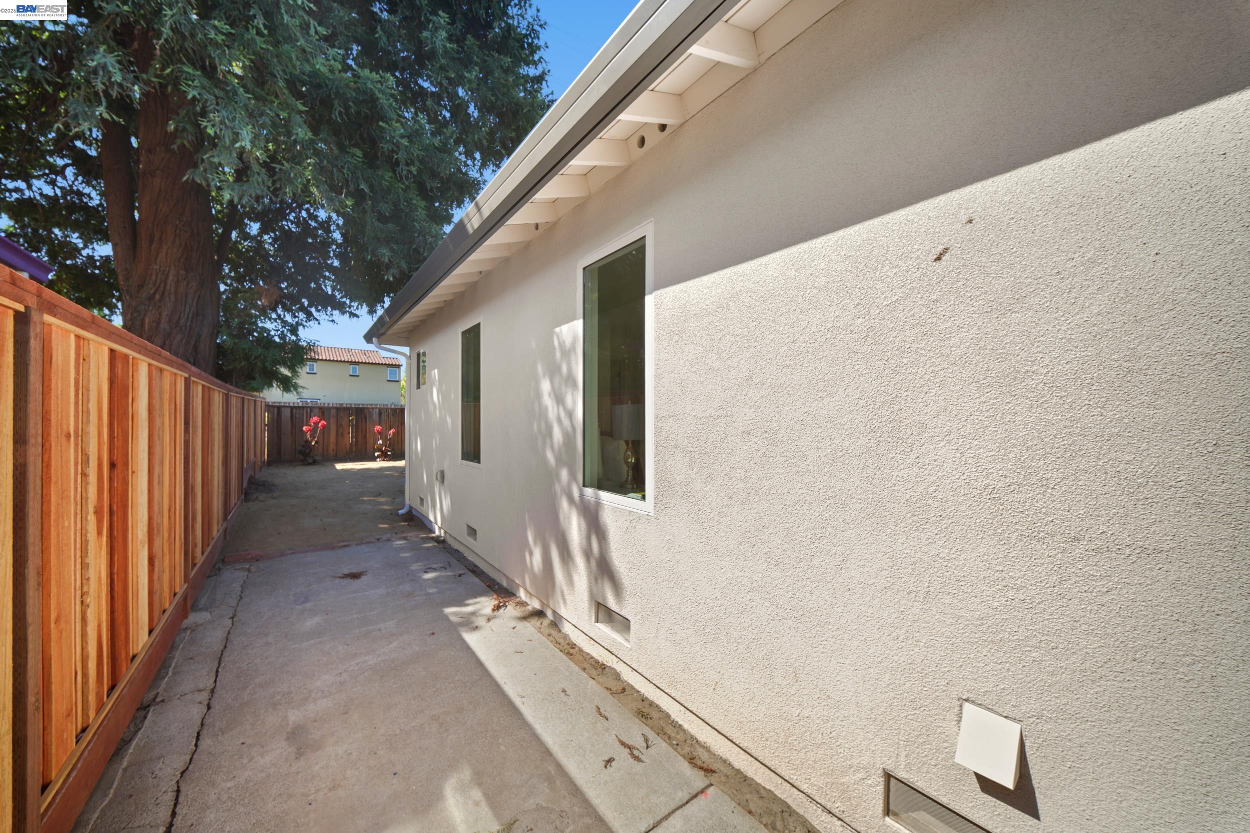 4236 Jensen St