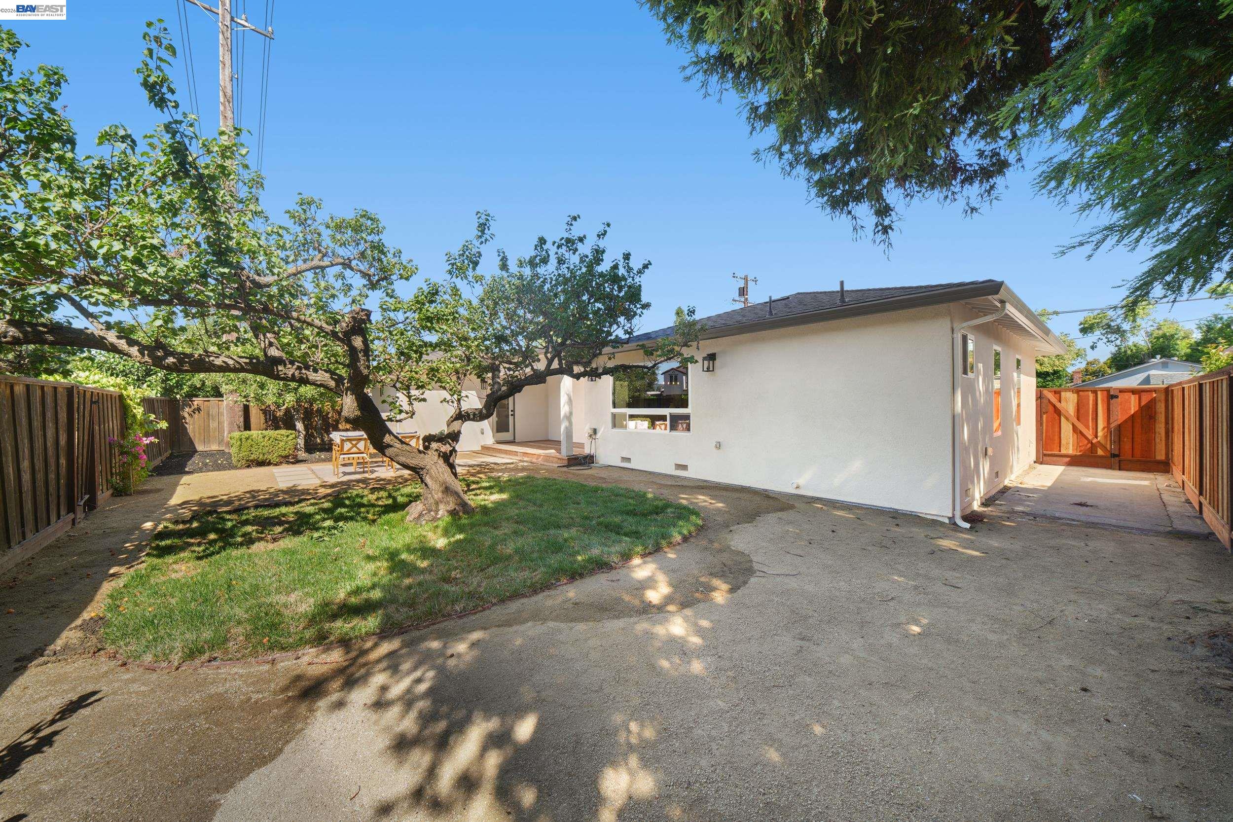 4236 Jensen St