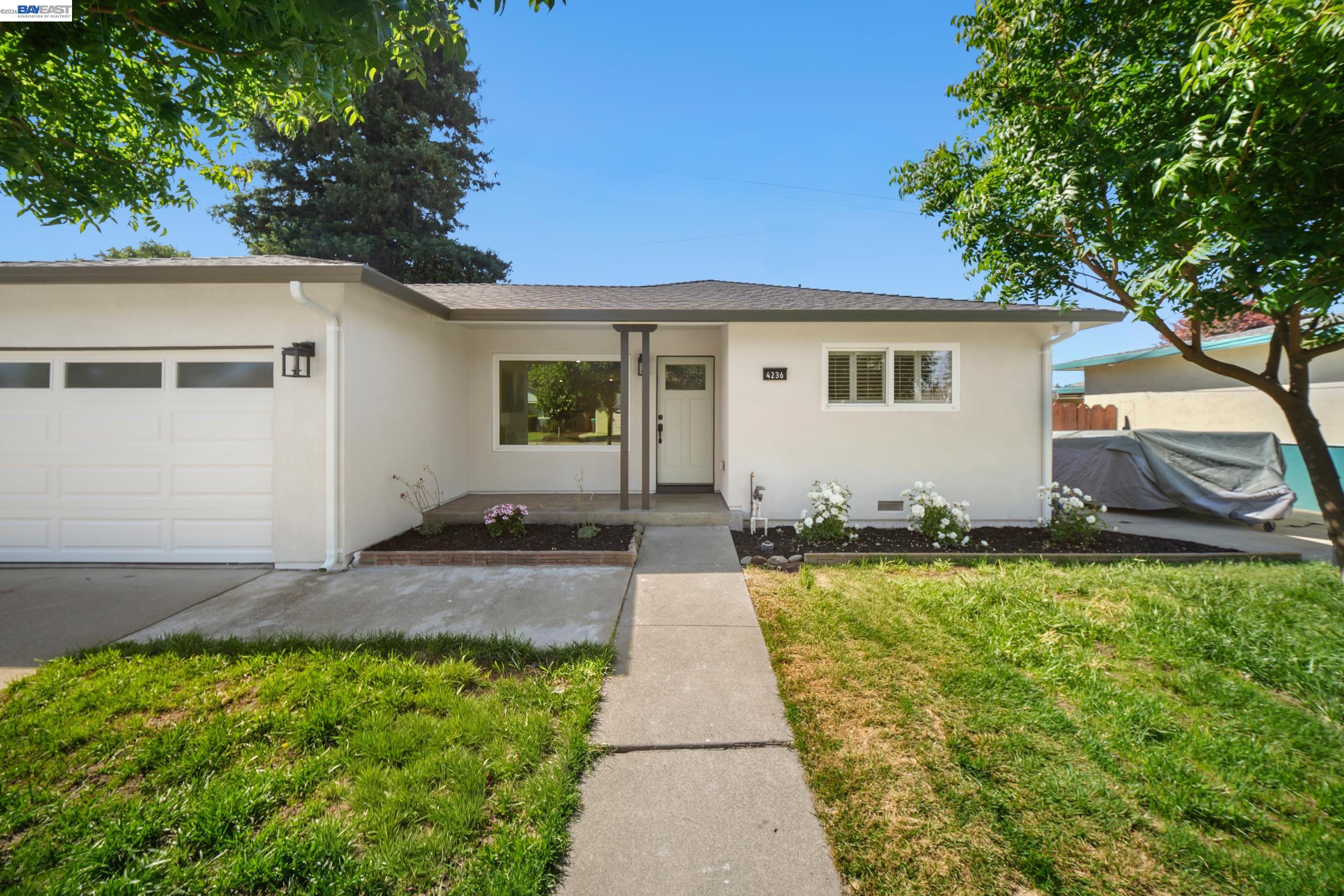 4236 Jensen St