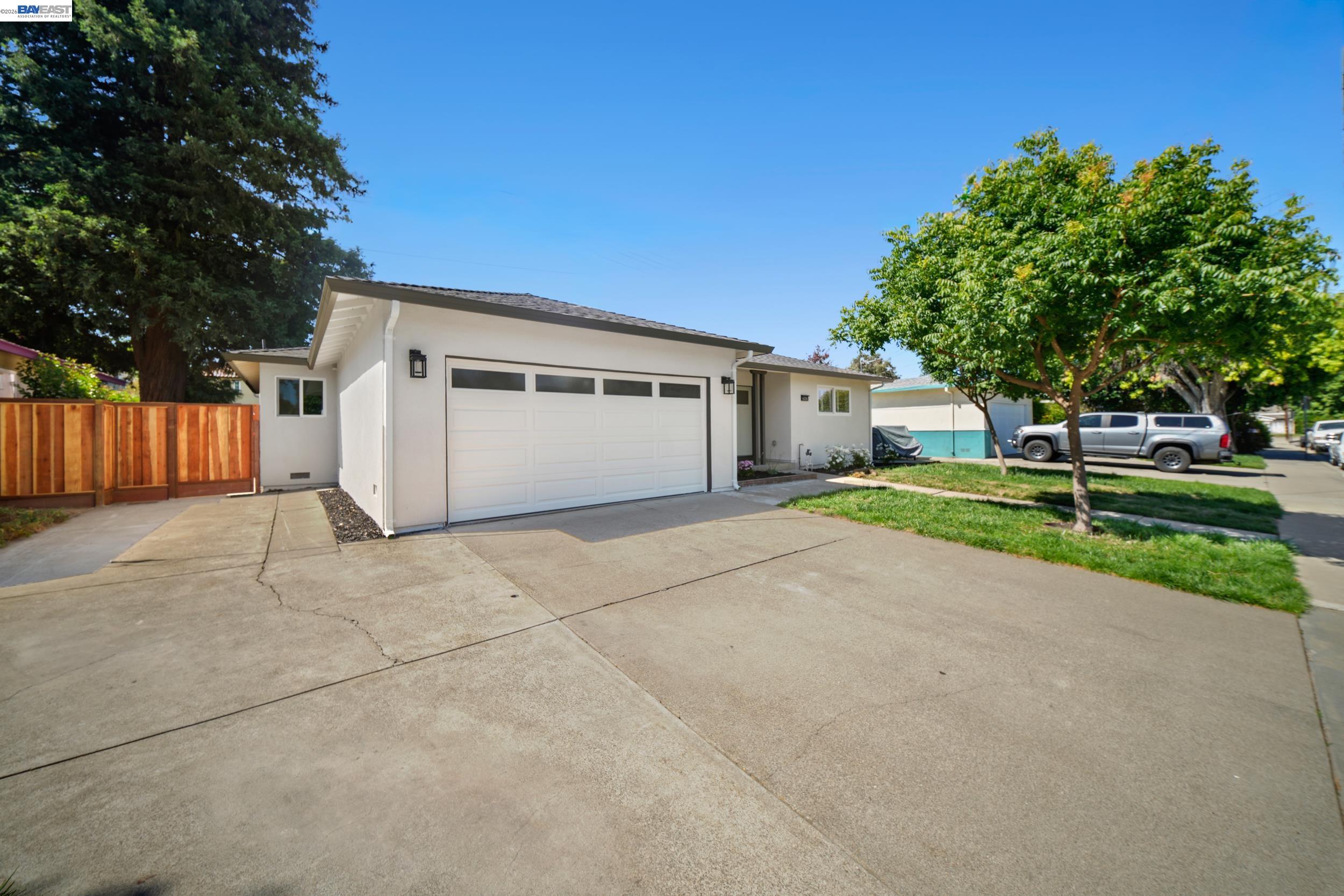 4236 Jensen St