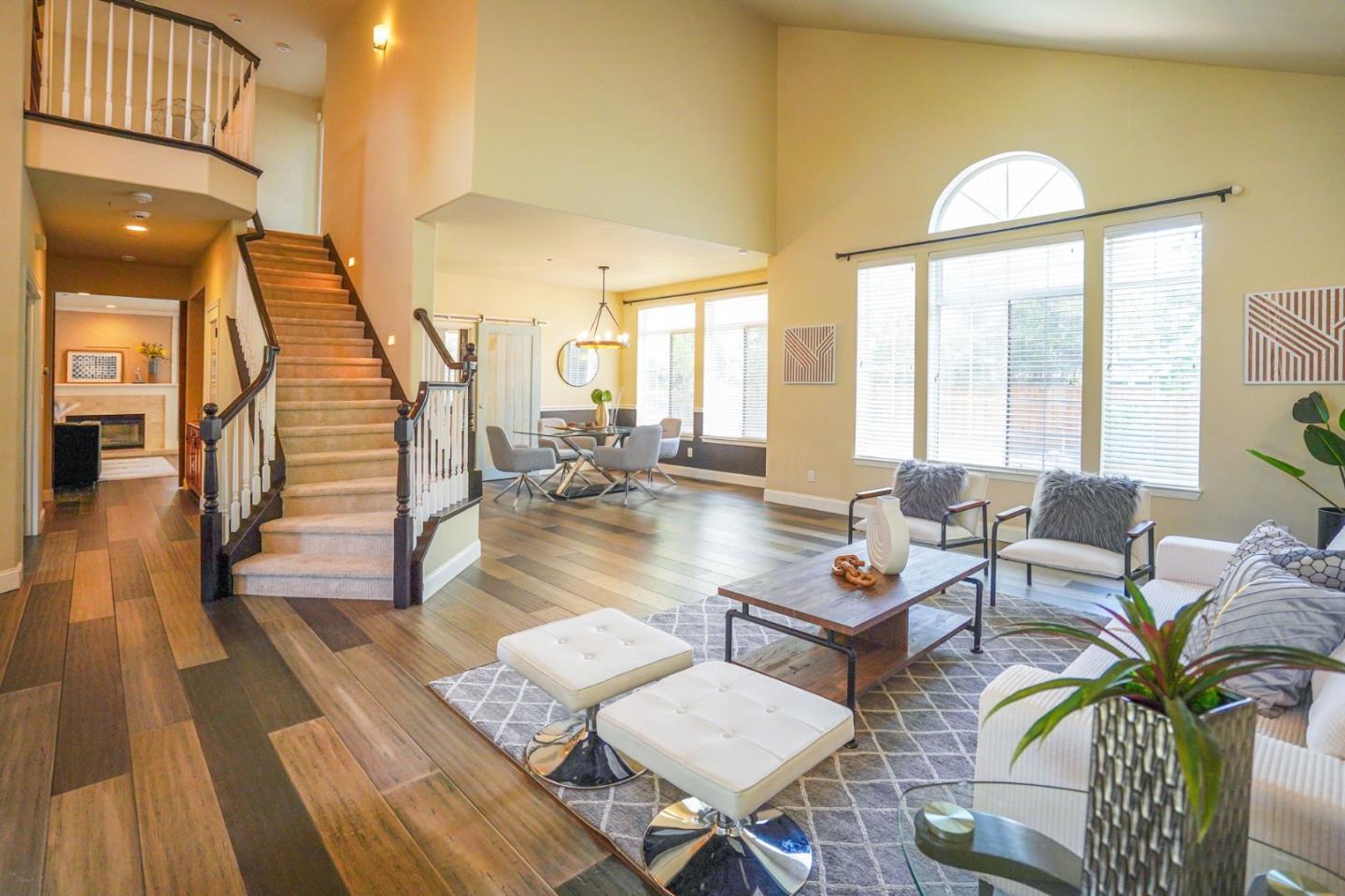 3287 Edinburgh Drive