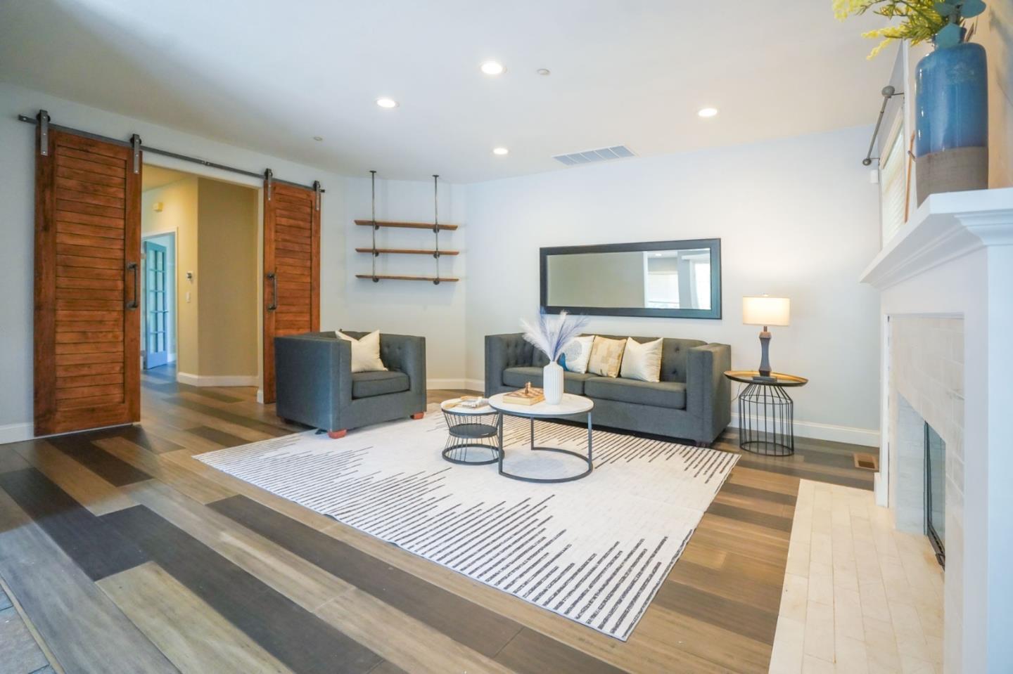 3287 Edinburgh Drive