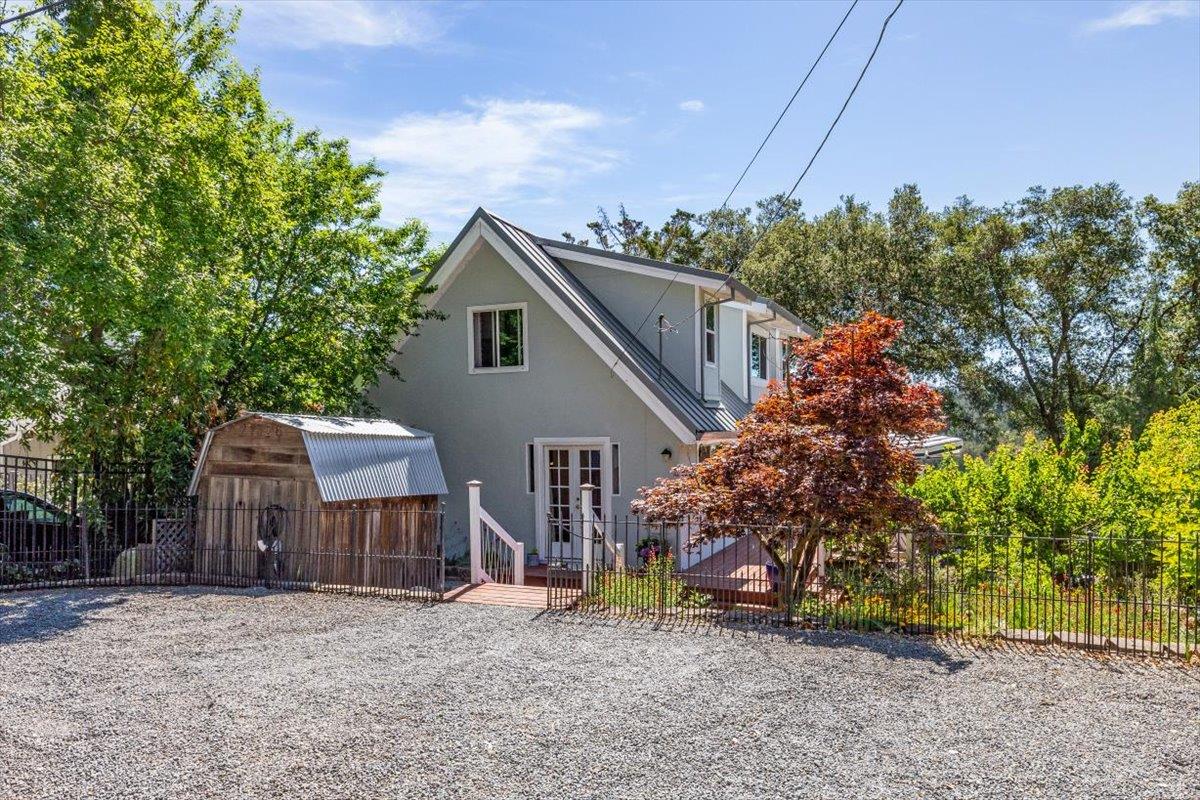 21526 Betty Ann CT