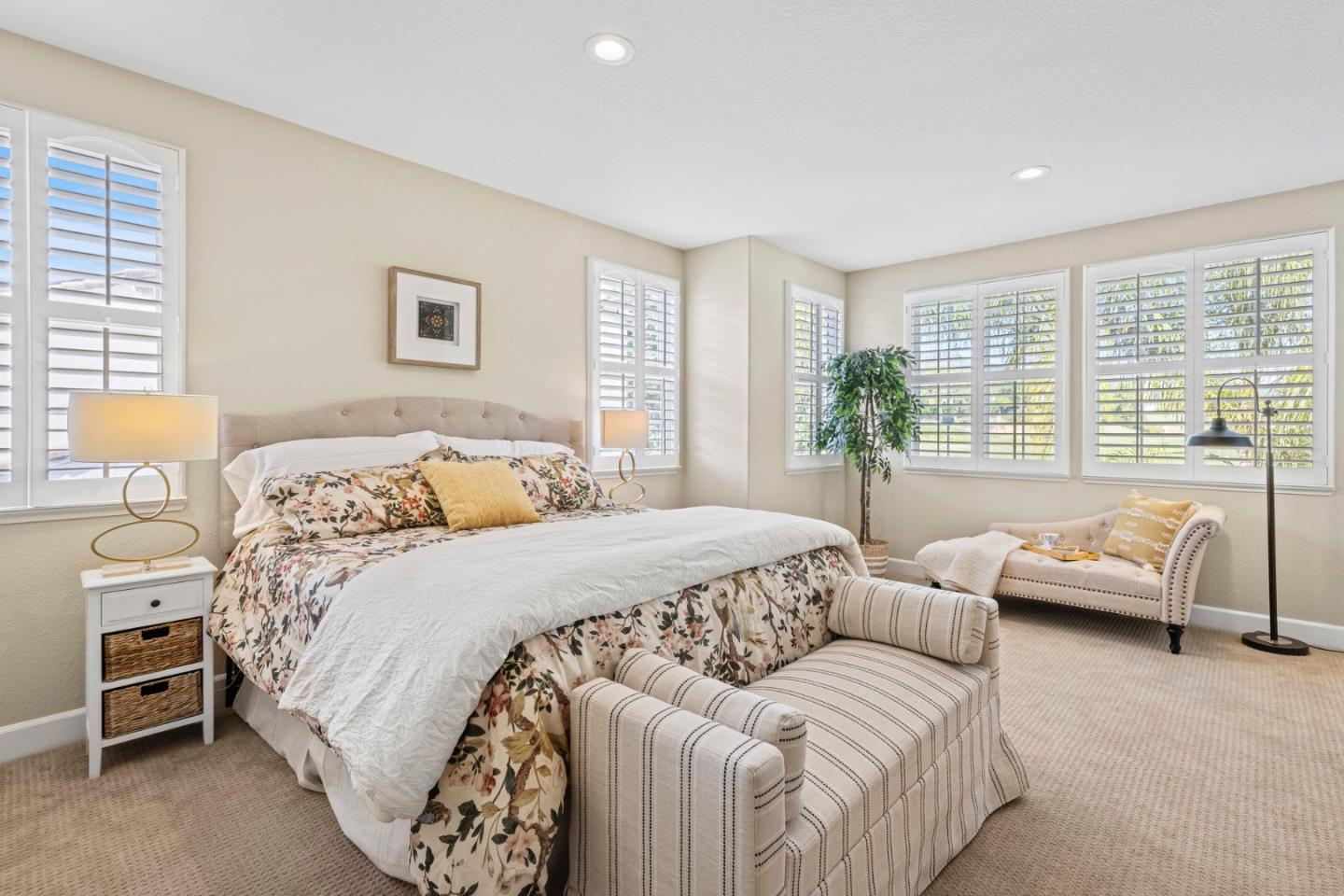 1937 Saint Andrews CIR