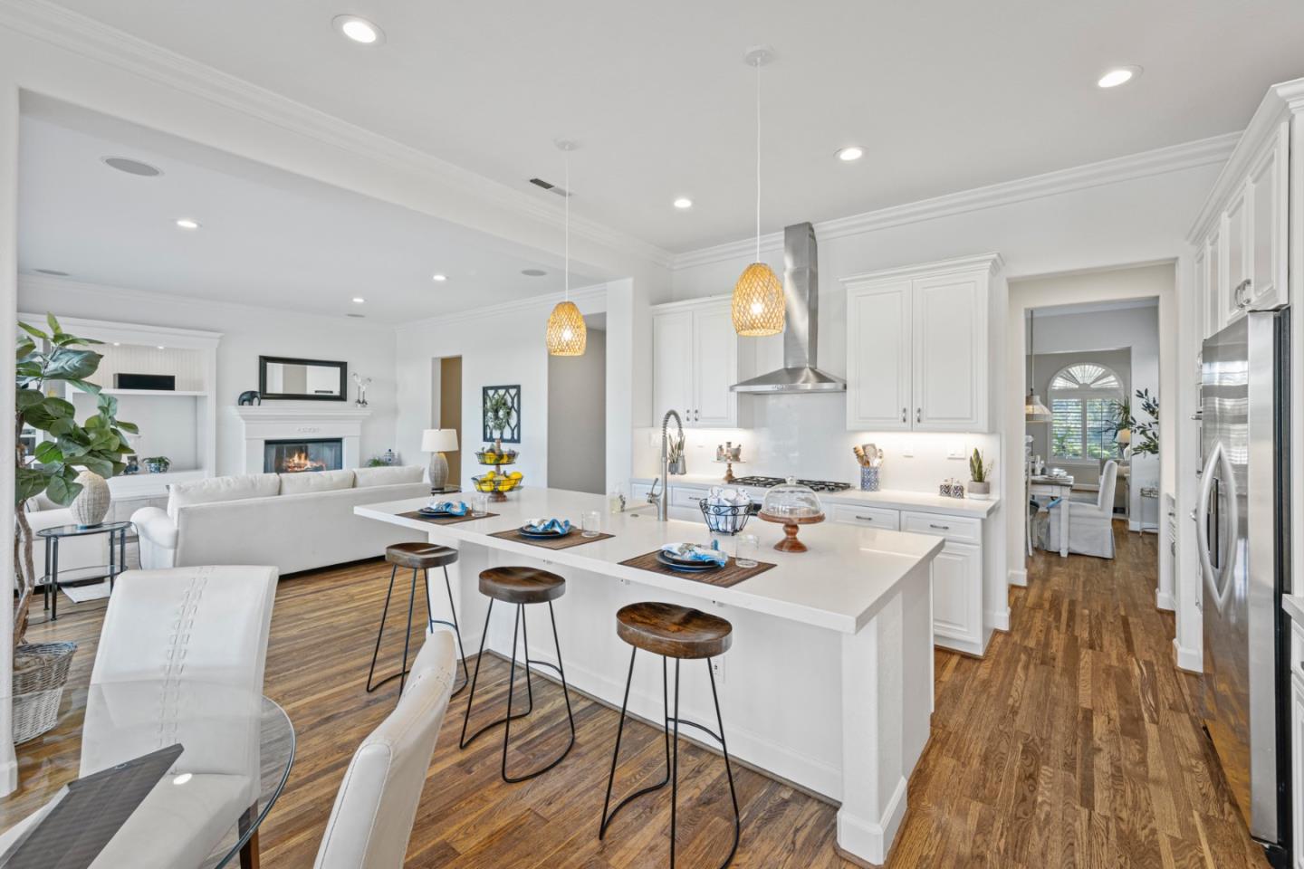 1937 Saint Andrews CIR