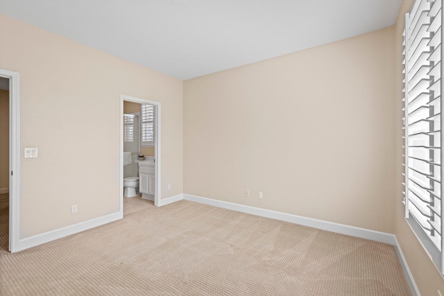 1937 Saint Andrews CIR