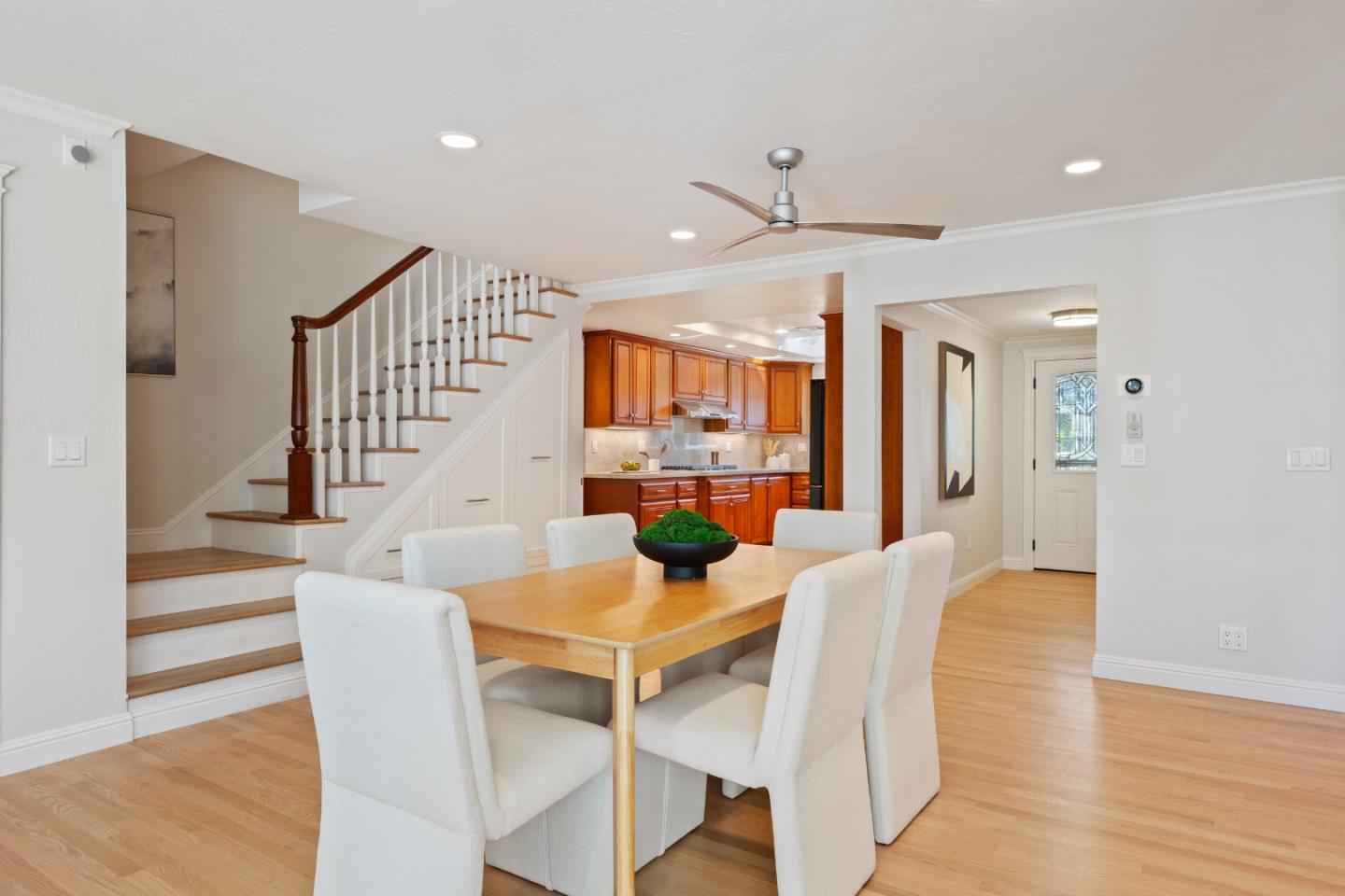 5087 Harwood RD