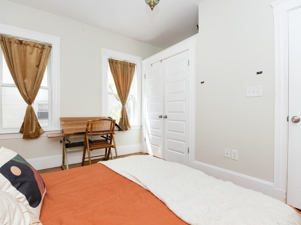 5 Bailey St # 1