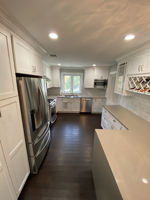 34 Drinkwater Ave # 2