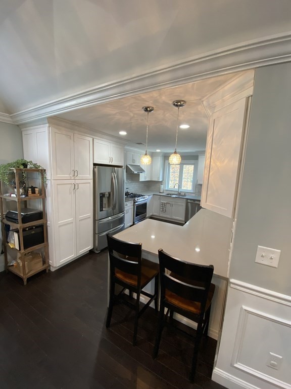 34 Drinkwater Ave # 2