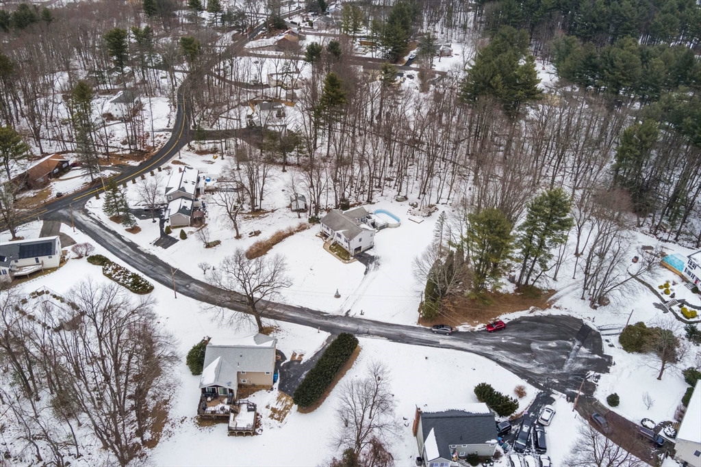 20 Wedgewood Rd