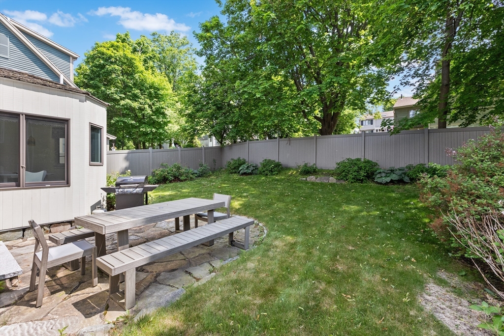 10 Prospect Ave