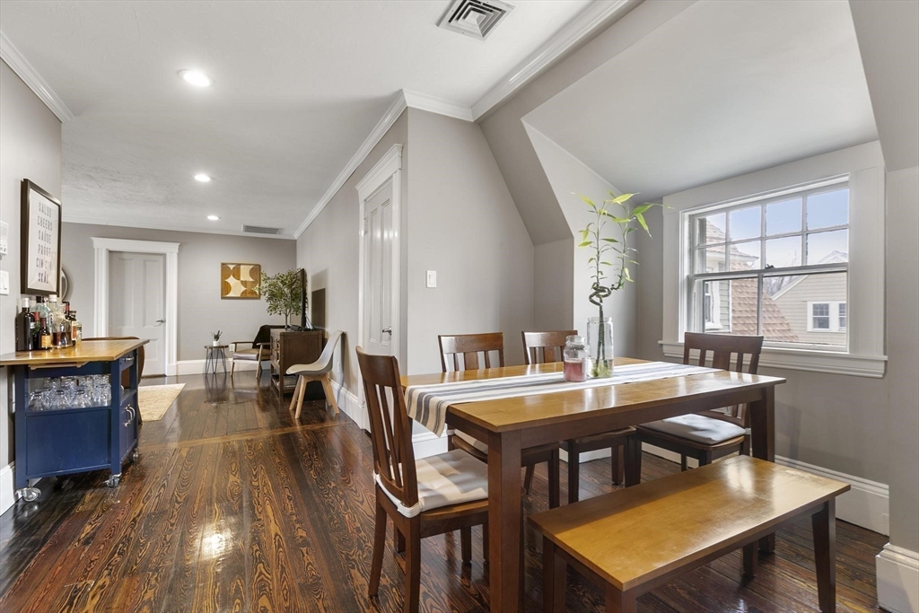 10 Upland Ave # 3