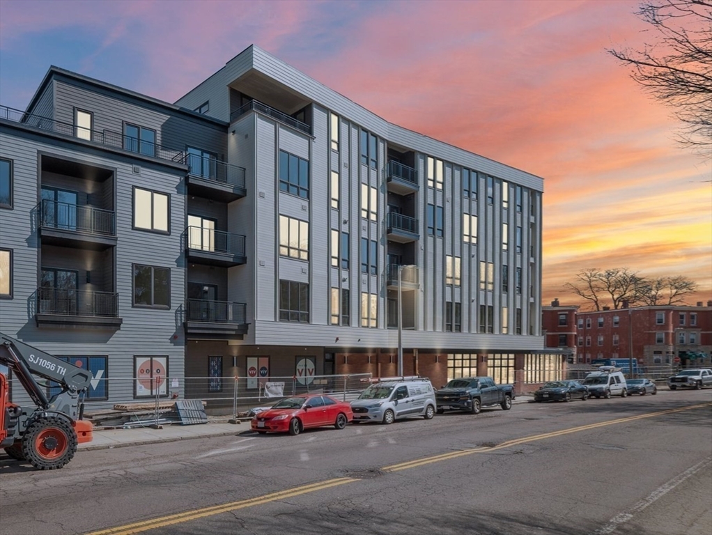 500 Talbot Ave # 402