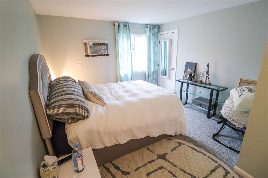 54 Fairfield Pk # 54