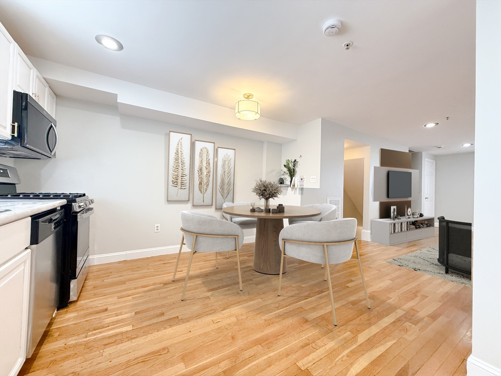 40-48 Vaughan Ave # 3
