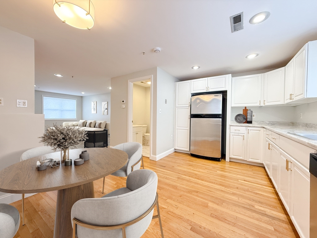 40-48 Vaughan Ave # 3