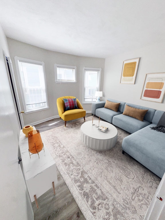 28 Crescent Ave # 1 Unit: #1