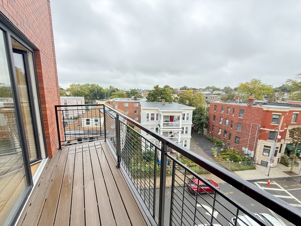 500 Talbot Ave # 410