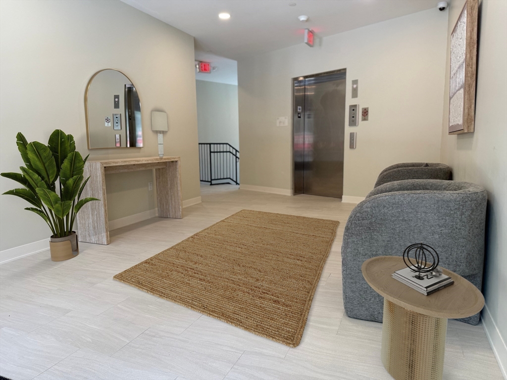 500 Talbot Ave # 313, Boston Unit: 313