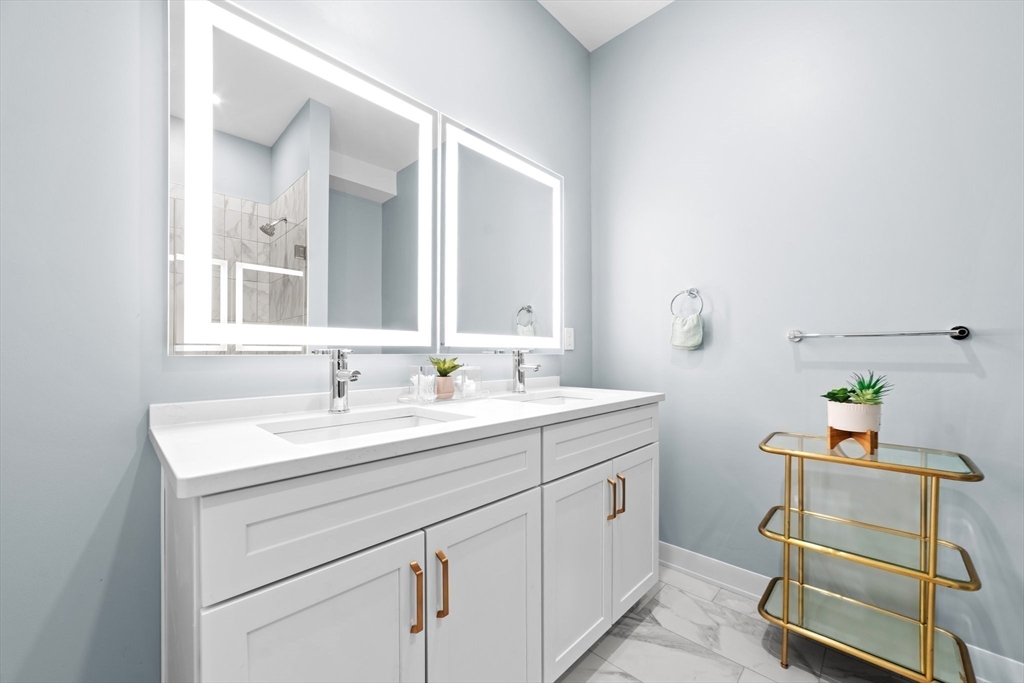 500 Talbot Ave # 308