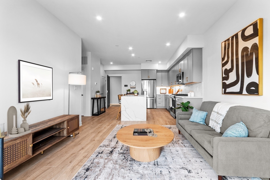 500 Talbot Ave # 102