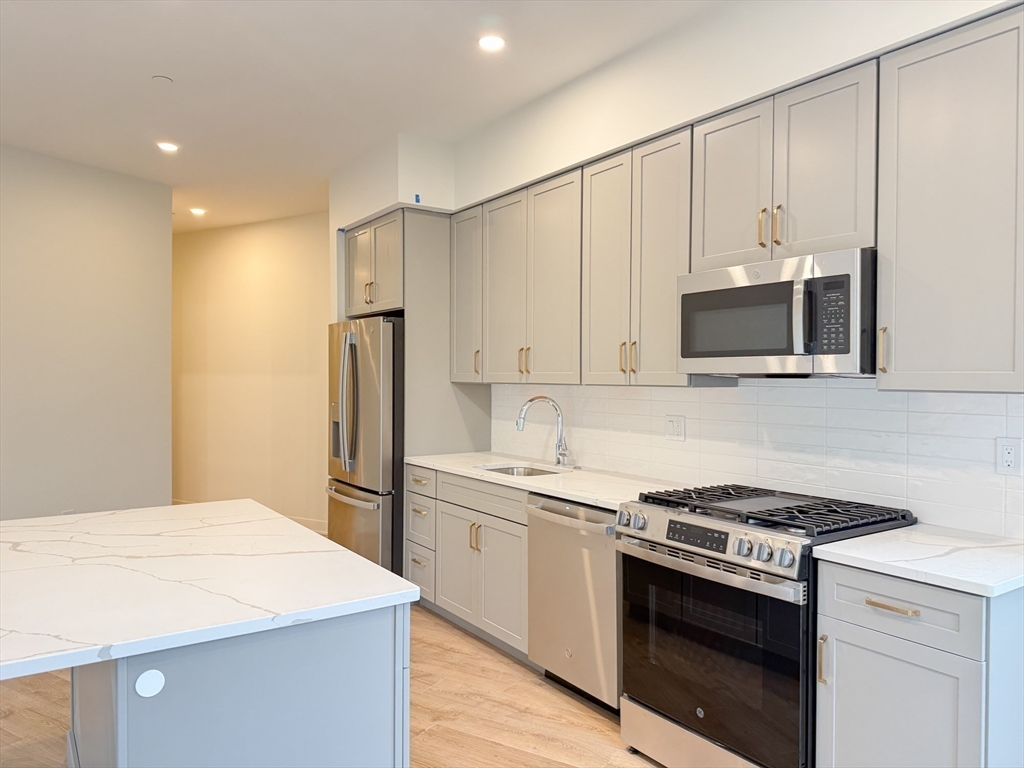 500 Talbot Ave # 308