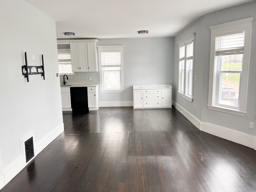 156 Homes Ave # 2