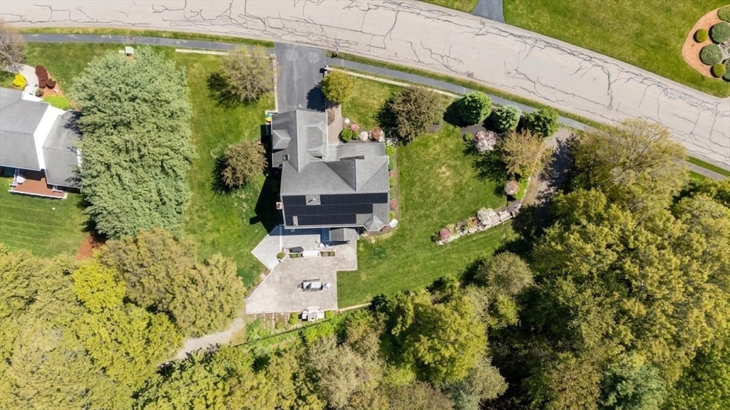 10 Clara Howard Way
