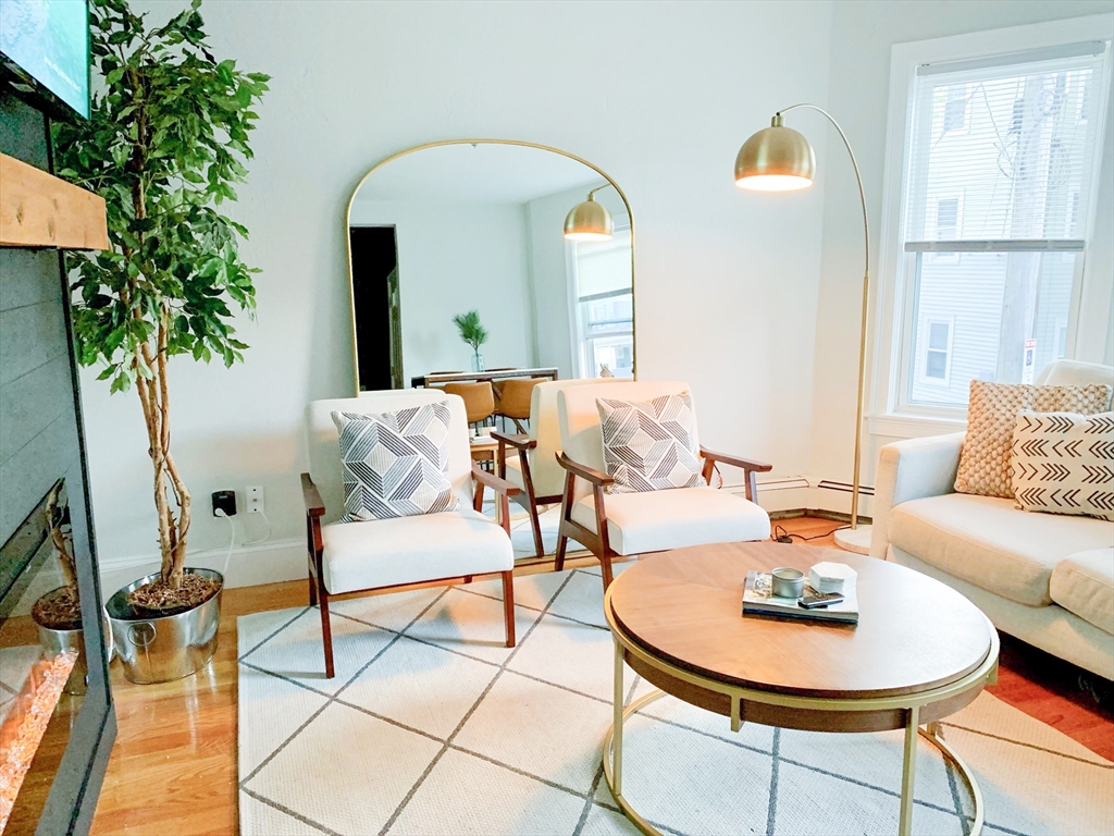 23 Elm St # 1