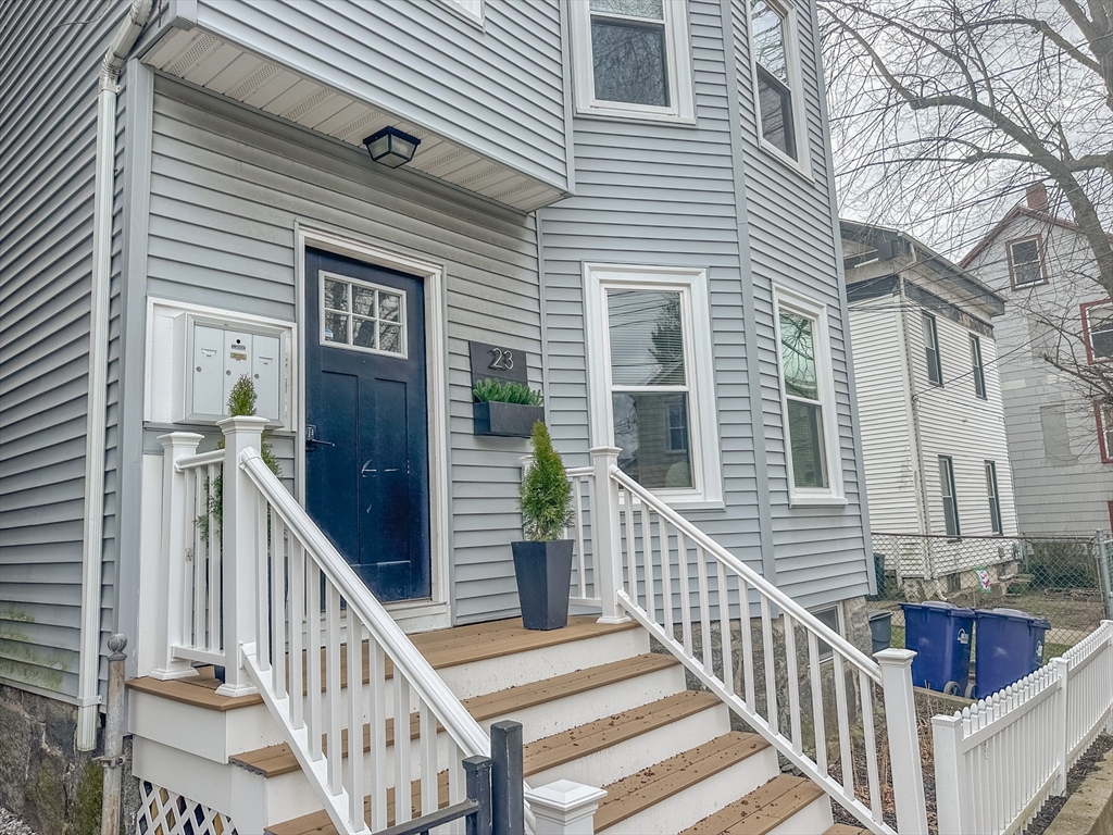 23 Elm St # 1