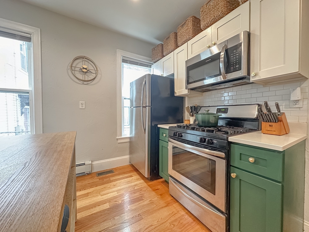 23 Elm St # 1