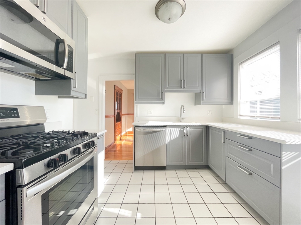 31-33 Melbourne St # 3