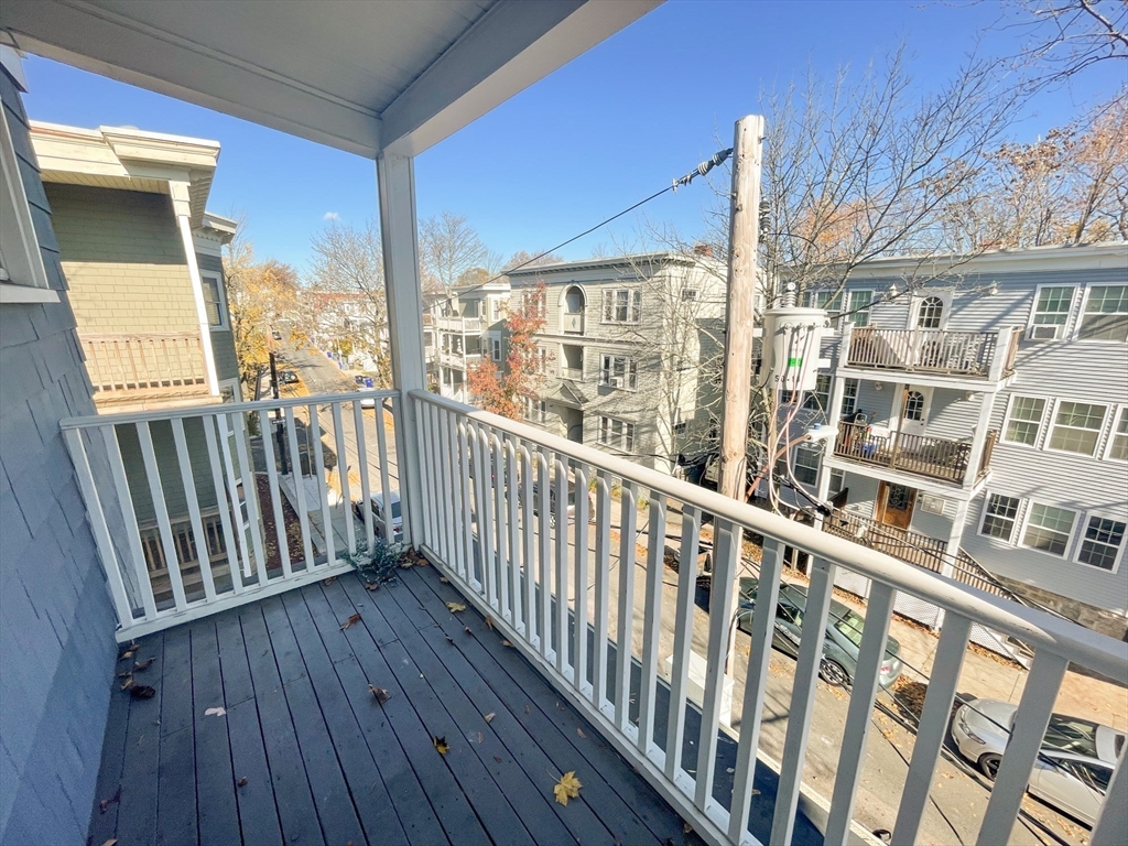 31-33 Melbourne St # 3