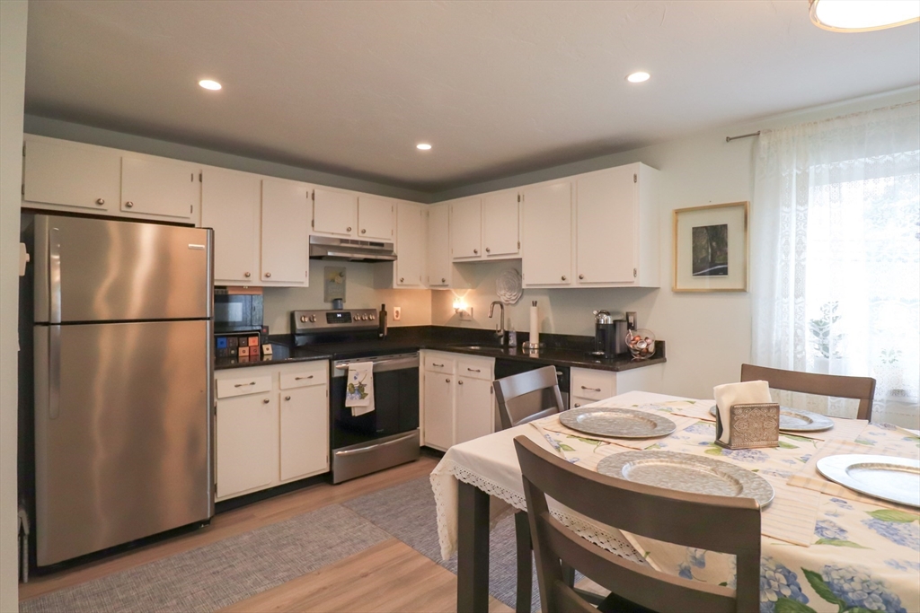 54 Fairfield Pk # 54