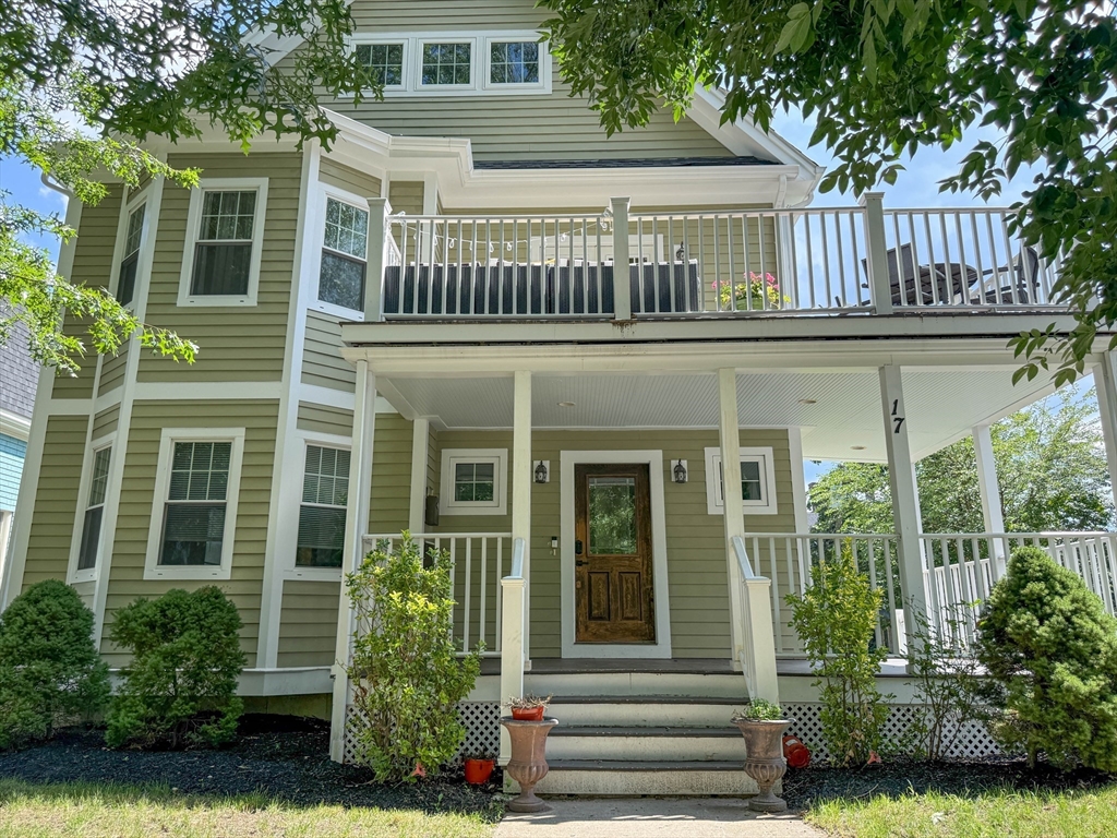 17 Tremlett St # 1