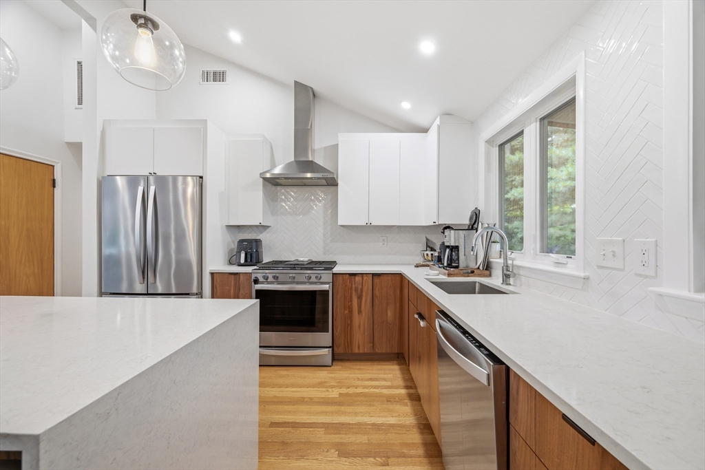 40 Sunset Hill Rd