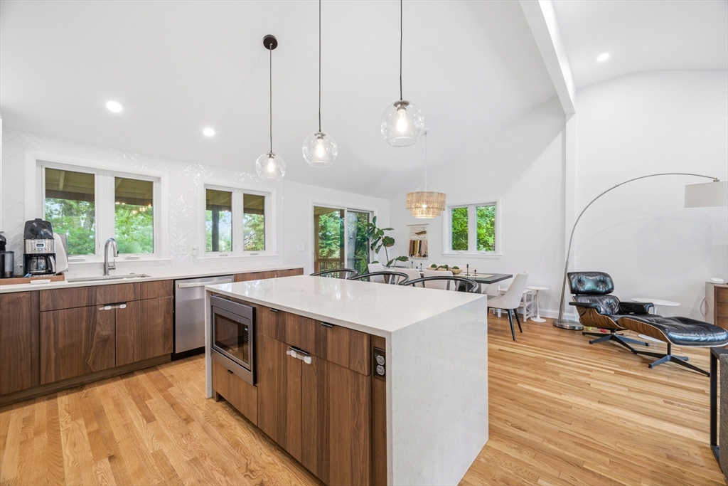 40 Sunset Hill Rd