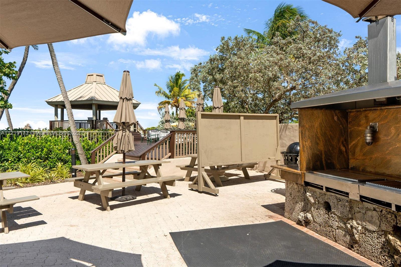 1121 Crandon Blvd # 801 Unit: E-801
