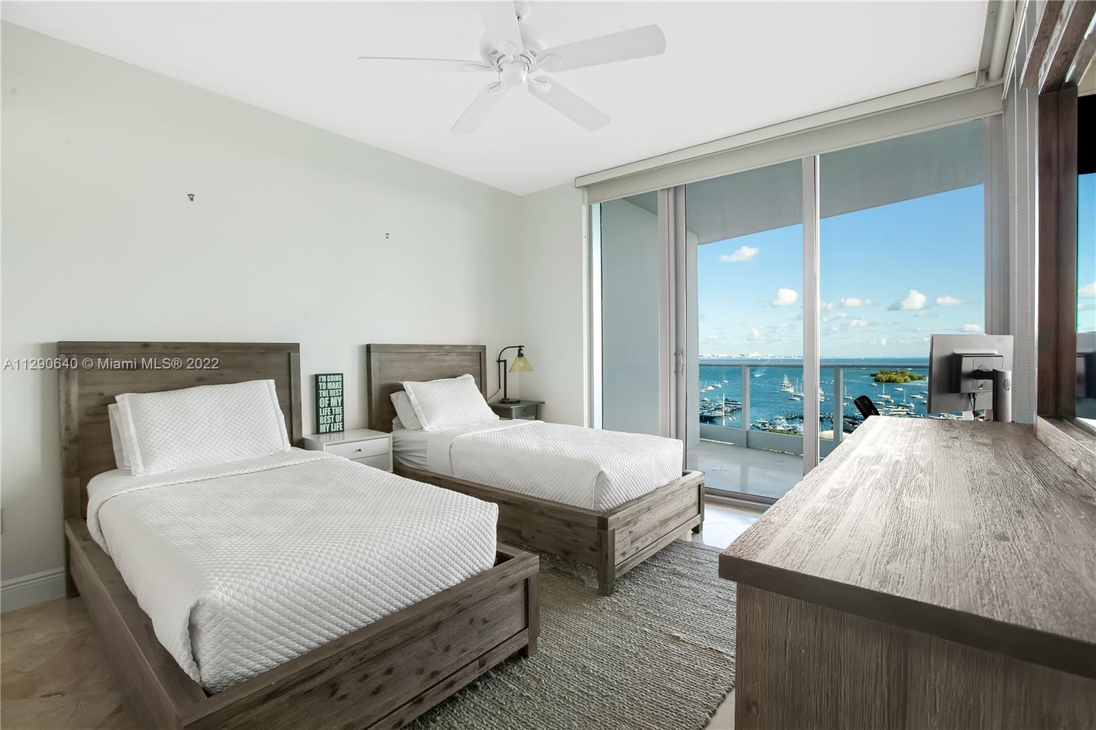 2627 S Bayshore Dr # 1606