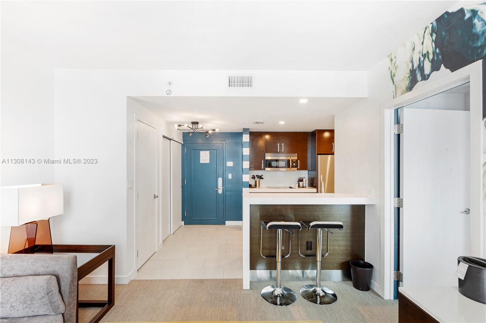 17315 Collins Ave # 1808