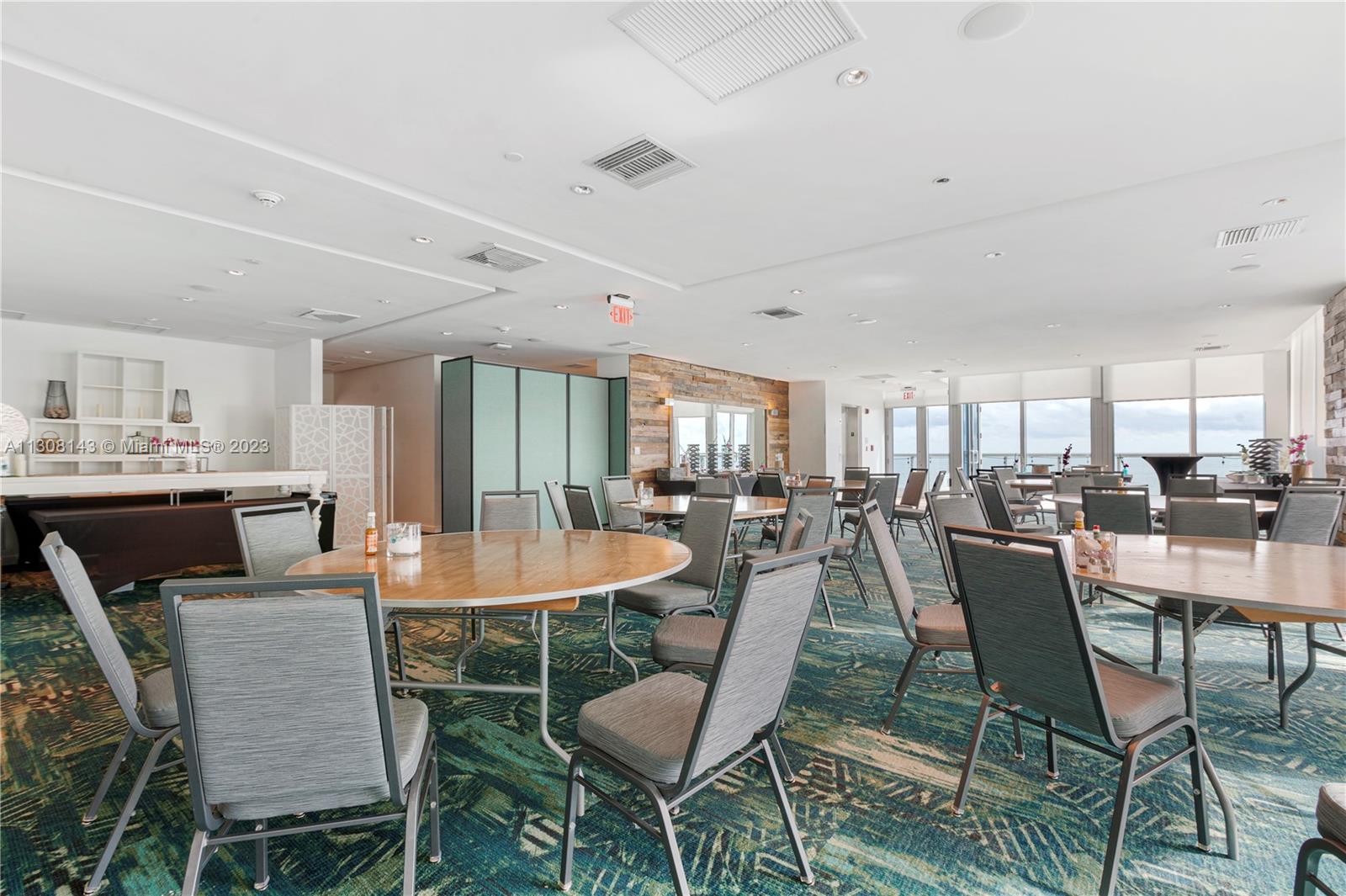 17315 Collins Ave # 1808