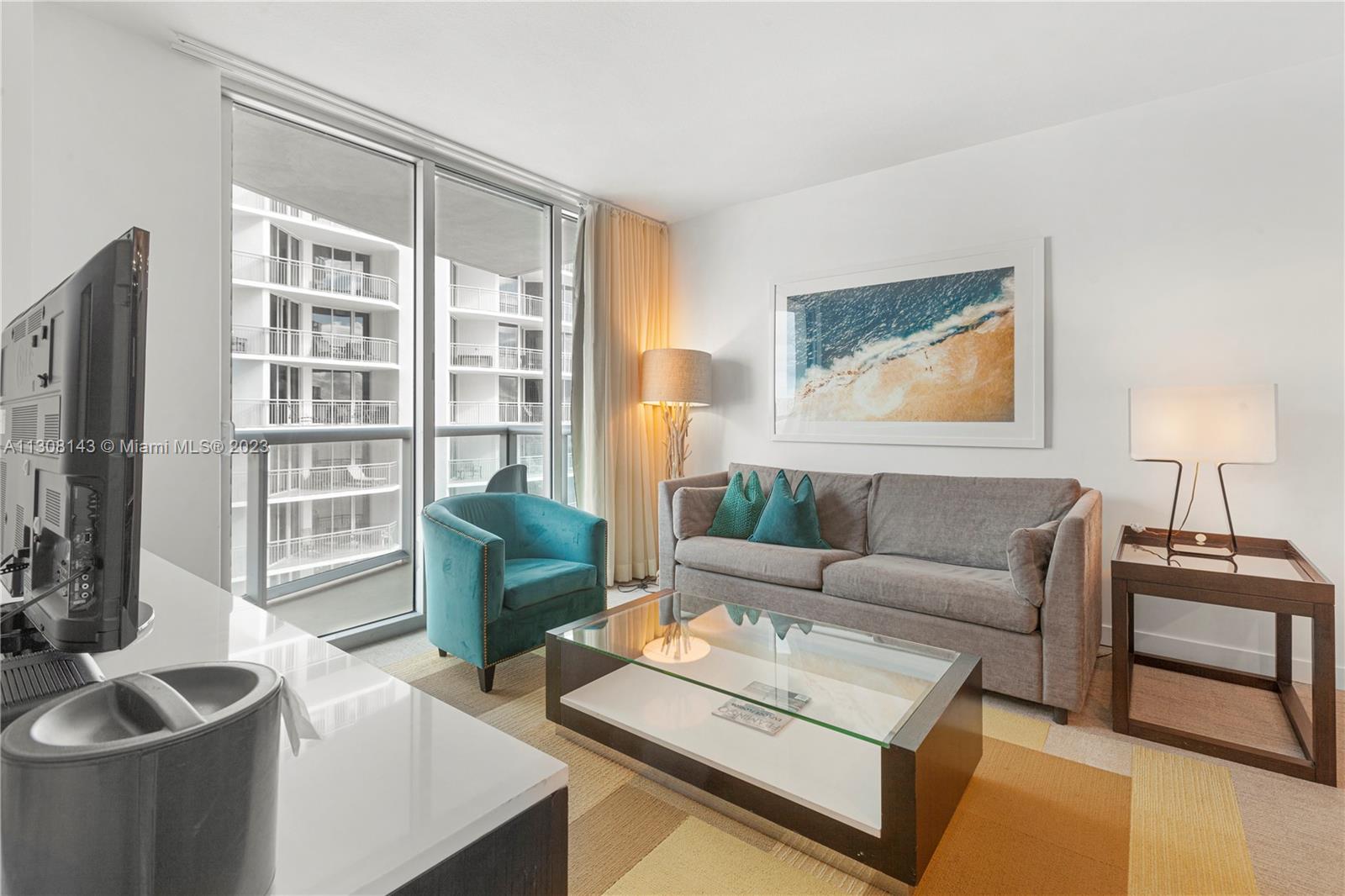 17315 Collins Ave # 1808