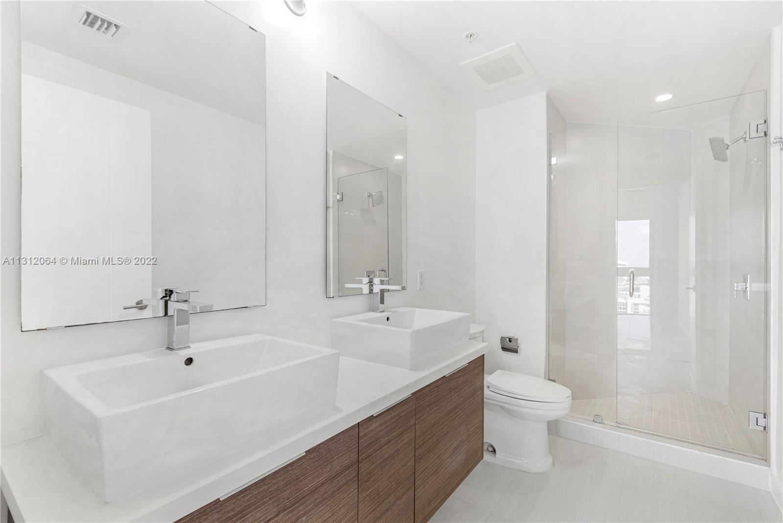 1010 SW 2nd Ave # 2004