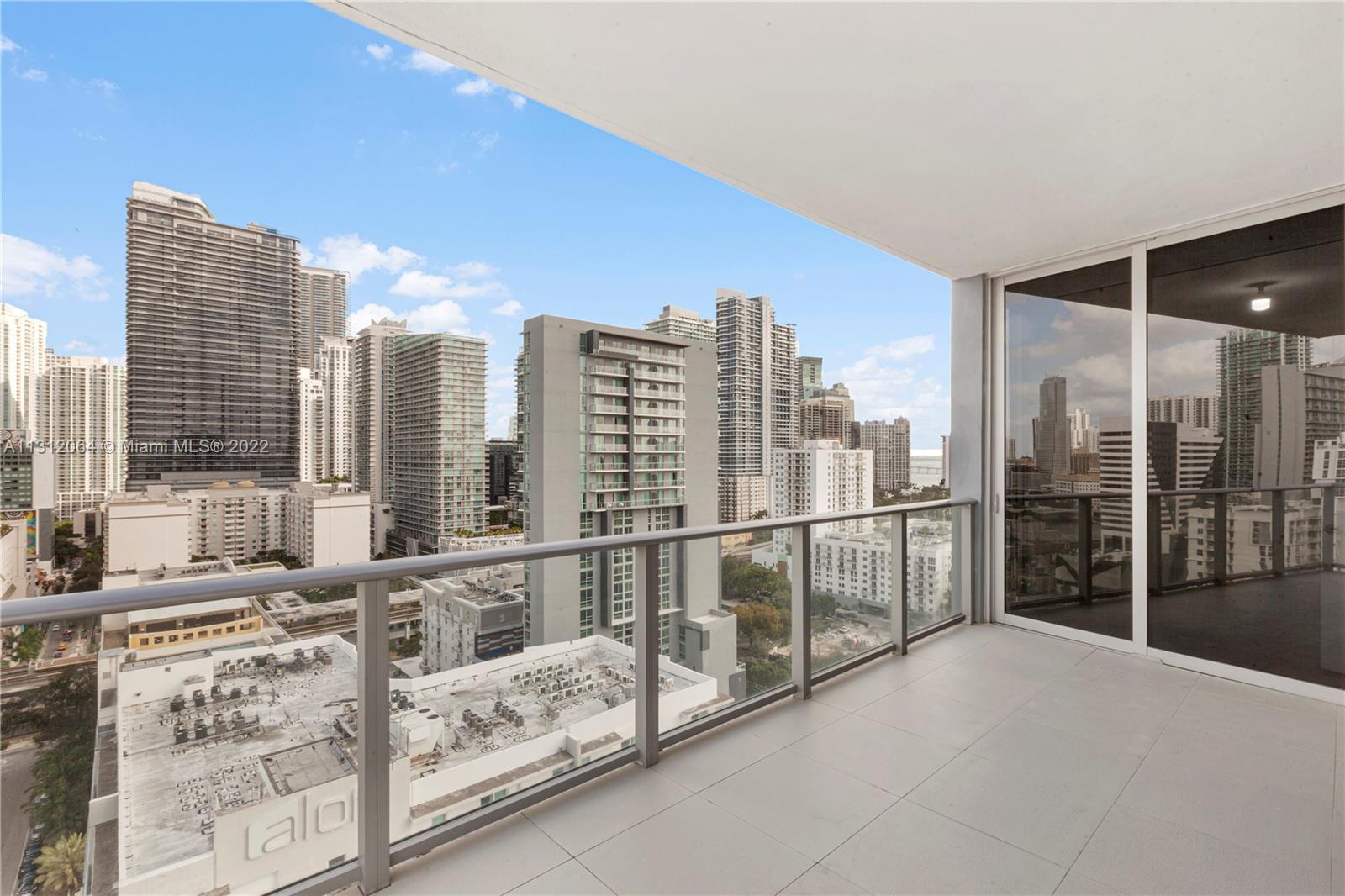 1010 SW 2nd Ave # 2004